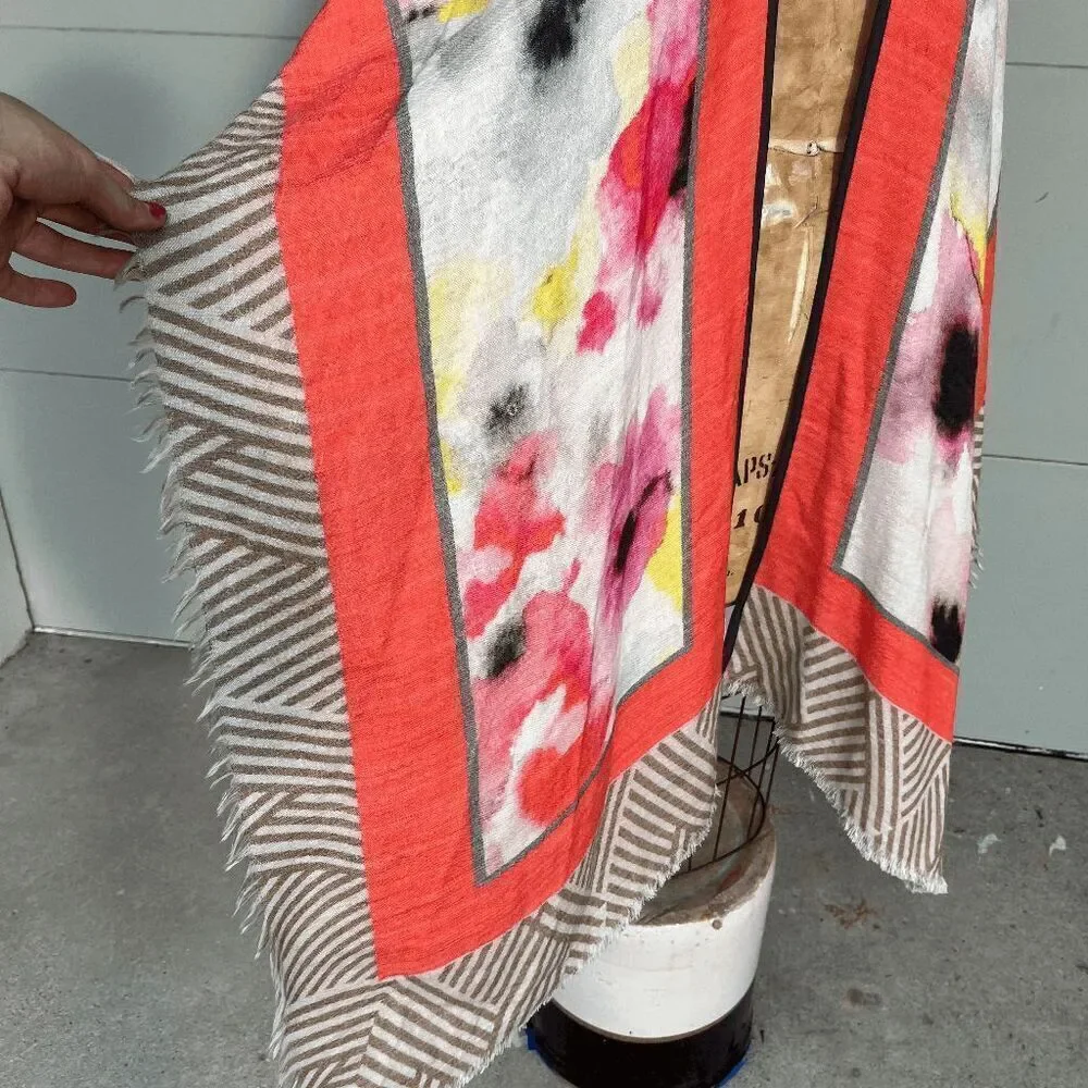 Blank London Vibrant Abstract Print Wool Blend Poncho - One Size